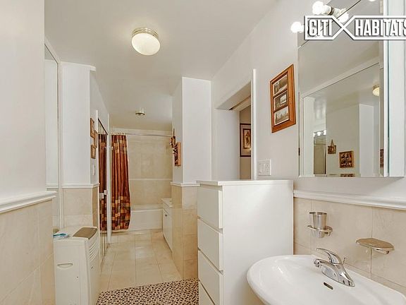 4th image of 382 Central Park W APT 4A