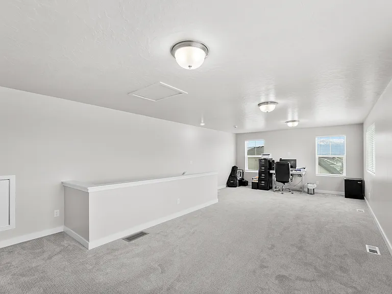 Third story loft