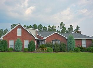 2747 Wallace Lake Rd, Pace, FL 32571