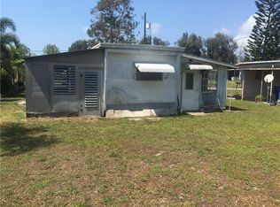 532 S Domino Dr, Ruskin, FL 33570