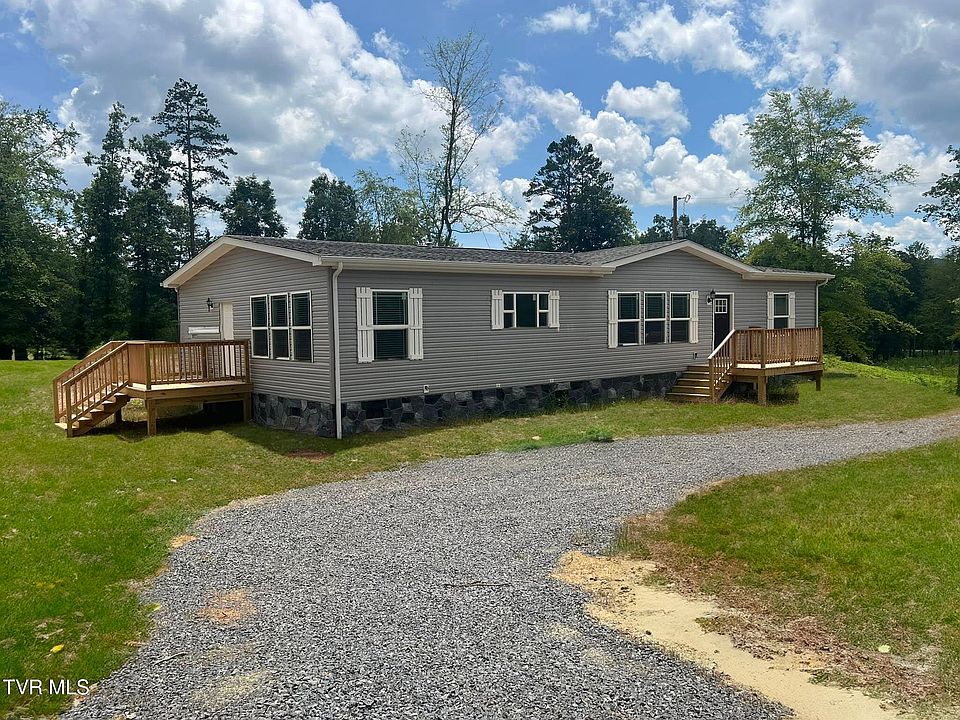 1st image of 290 Race Track Rd