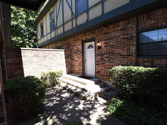 3rd image of 5731 Penrose Ave
