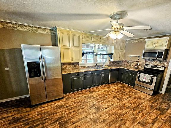 5th image of 311 Louisiana St