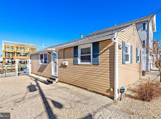 217 Rosewood Dr, Bayville, NJ 08721