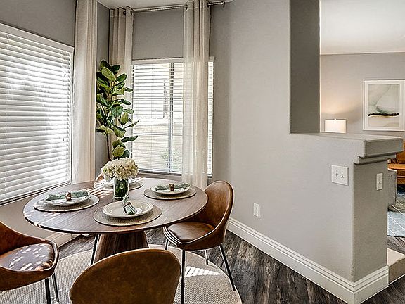 3rd image of 5155 S Torrey Pines Dr APT 1027