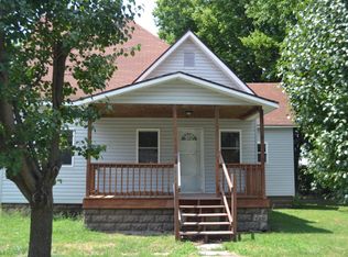 428 N Elm St, Centralia, IL 62801