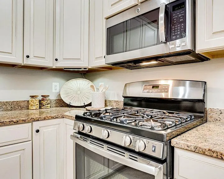 24681 Footed Ridge Ter — Photo 8