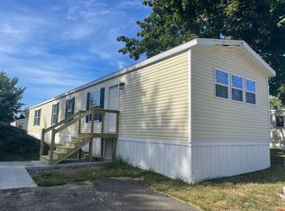 8 Michigan Ln, Winona, MN 55987
