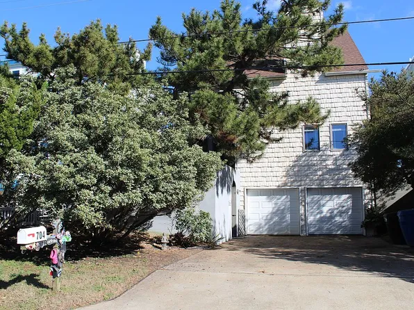704 S Atlantic Ave, Virginia Beach, VA 23451