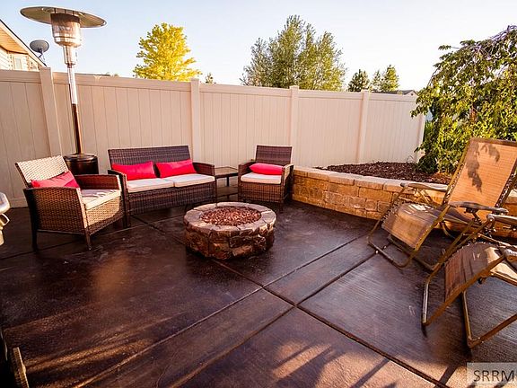5th image of 4674 Greystone Ln