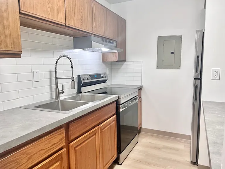 Acres Crossing Apartments — Photo 2