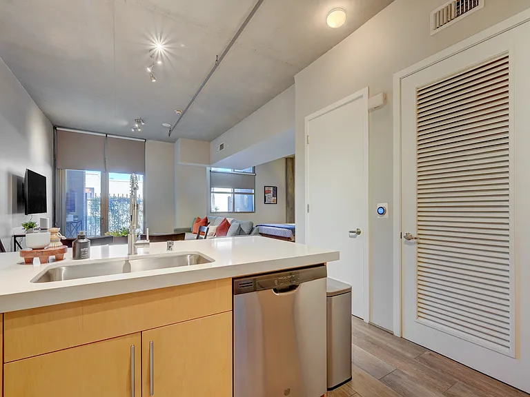 353 E Bonneville Ave #139 — Photo 14