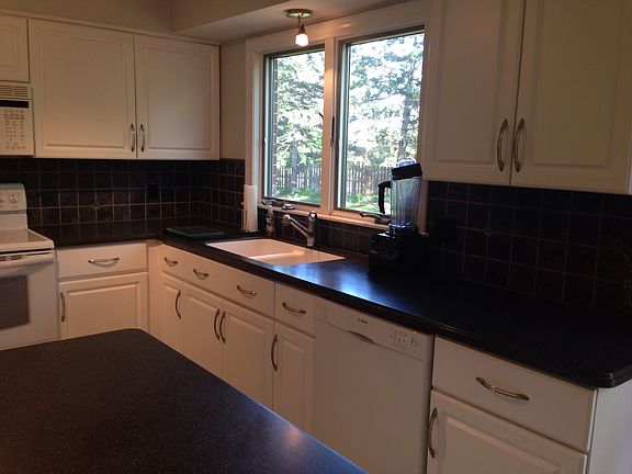 5th image of 2195 Babcock Dr