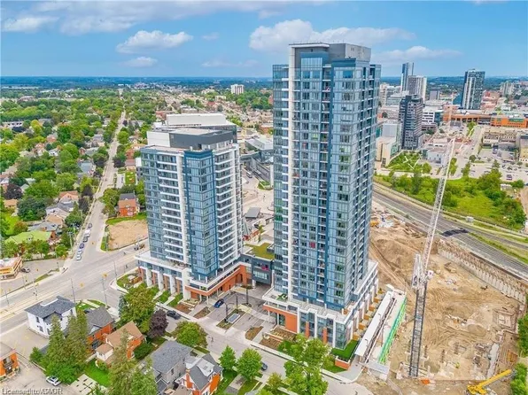 15 Wellington St S #1702, Kitchener, ON N2G 0E4