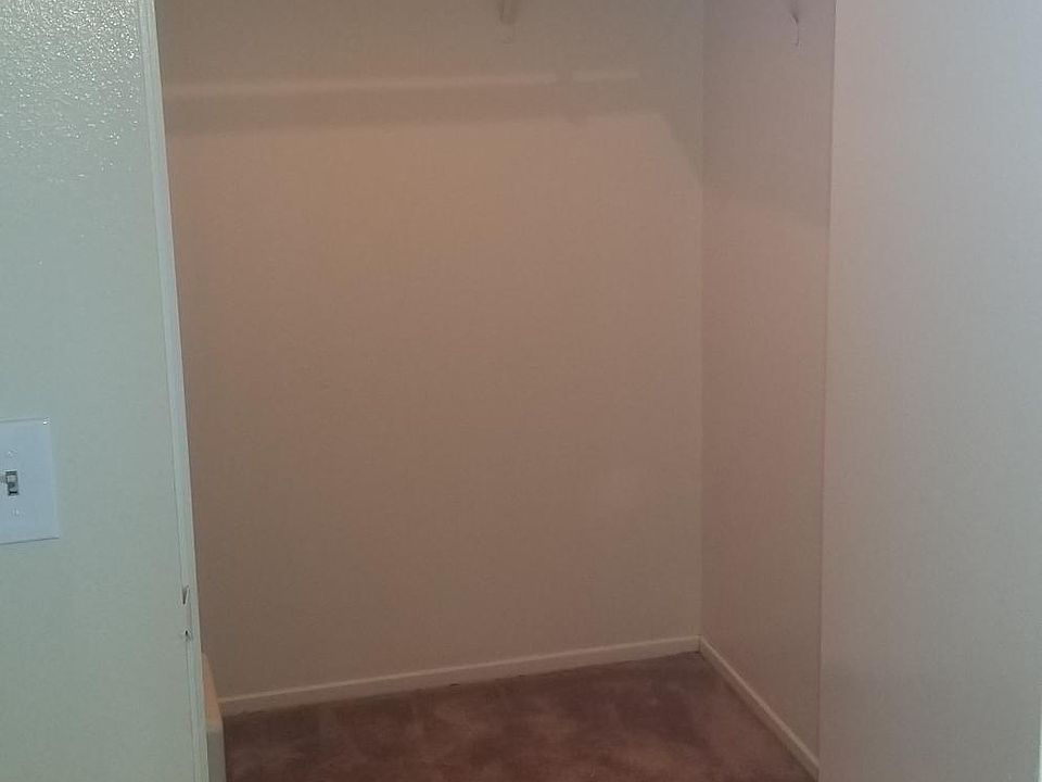 1st image of 1155 W 4th St APT 33