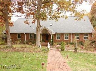 7905 Fair Oaks Ct, Clemmons, NC 27012