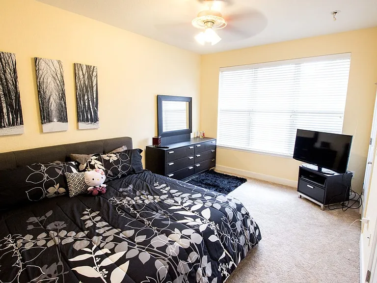 2508 SW 35th Pl #K65 — Photo 12