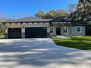 921 Braddock Rd, Deltona, FL 32725