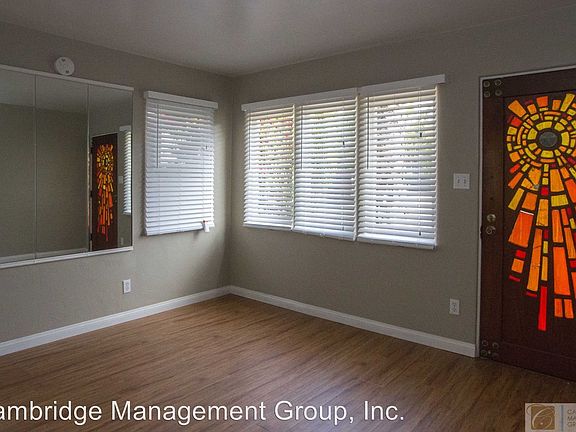 4th image of 4276 Gresham St