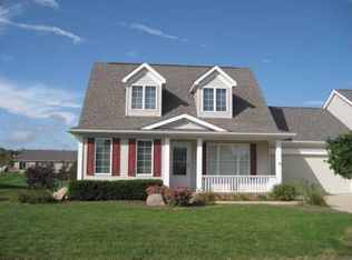 109 Beacon Point Pkwy S, Flushing, MI 48433