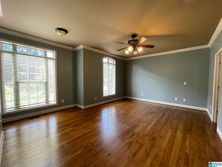 208 Castlehill Dr — Photo 15
