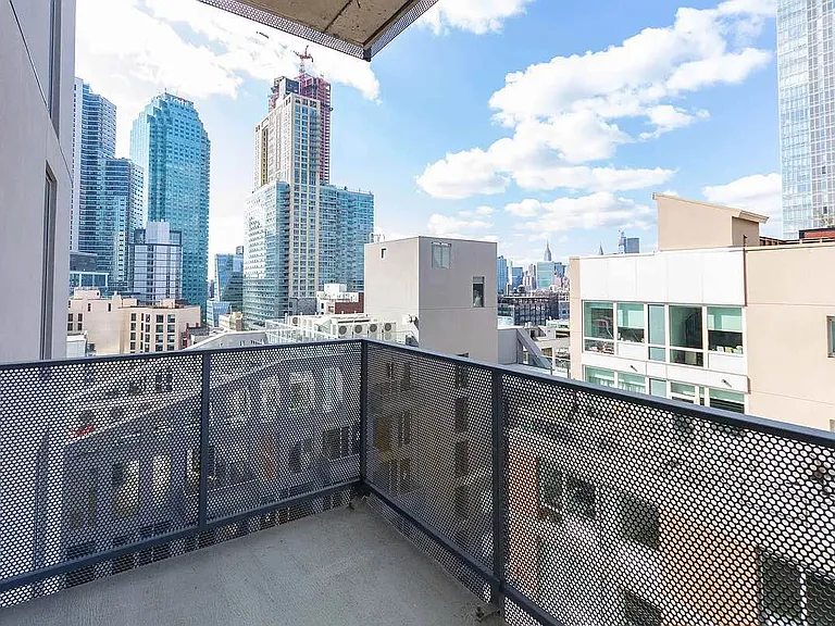 42-22 27th St #1108 — Photo 7