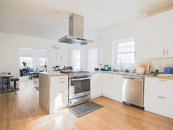 4th image of 12 Leonard Ave #A