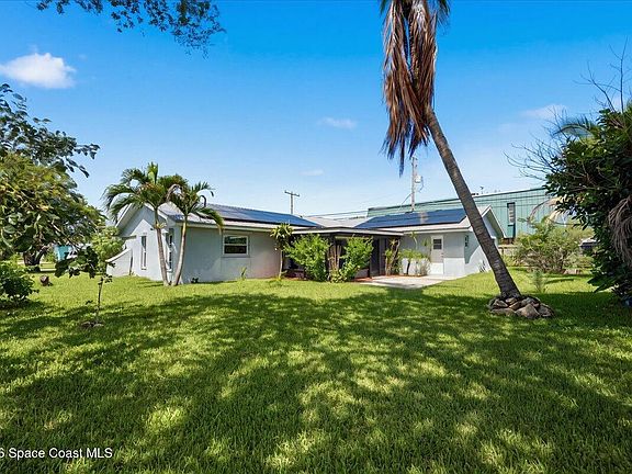3rd image of 207 S Palm Ave