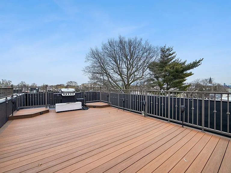46 Carlton Ave #B — Photo 25