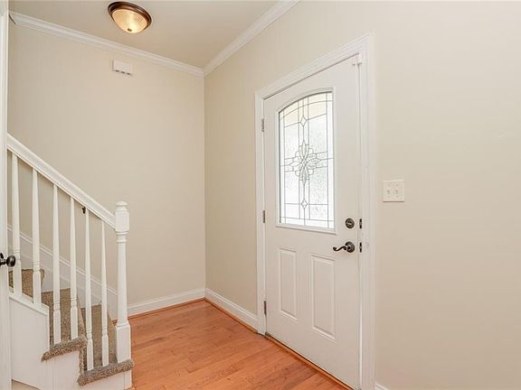 4th image of 138 Appomattox Ave