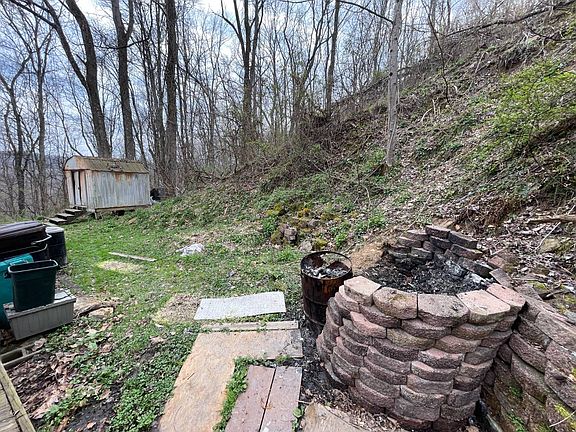 4th image of 1078 Prudence Rd