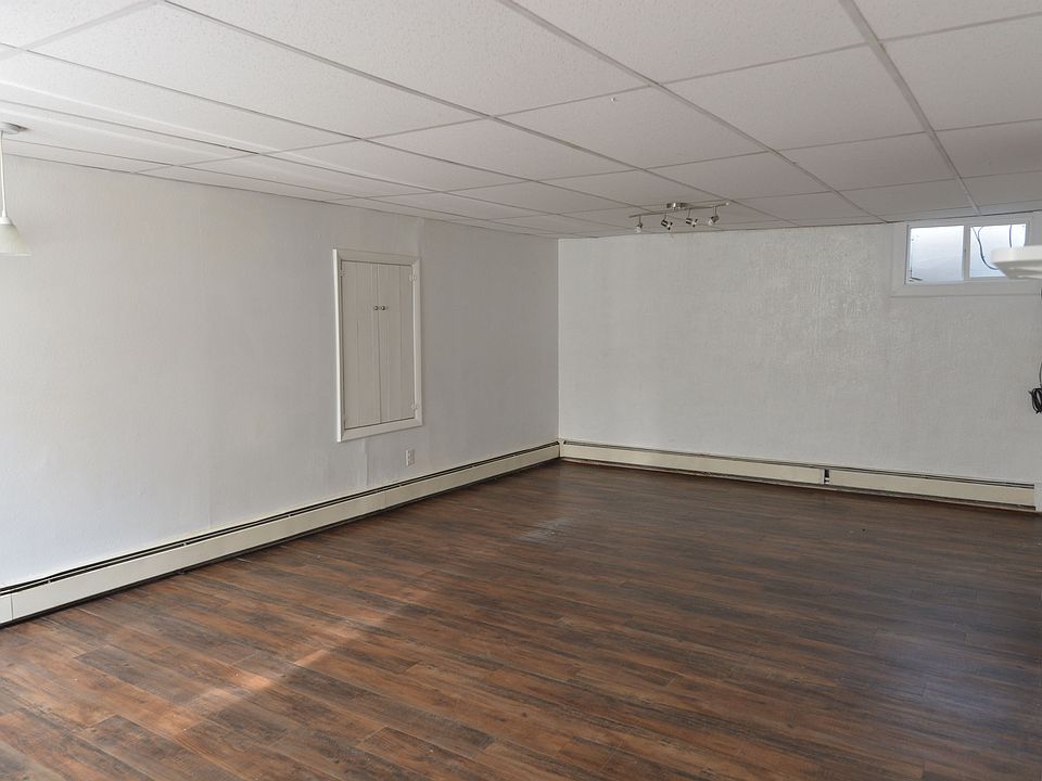 Living Space_09042020