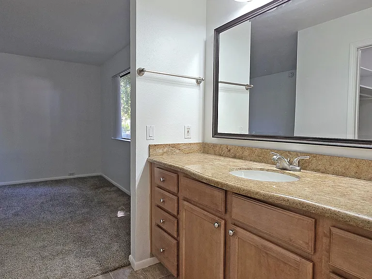 508 Woodside Oaks #3 — Photo 21
