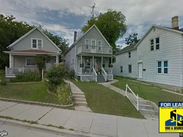1005 N Water St, Sheboygan, WI 53081