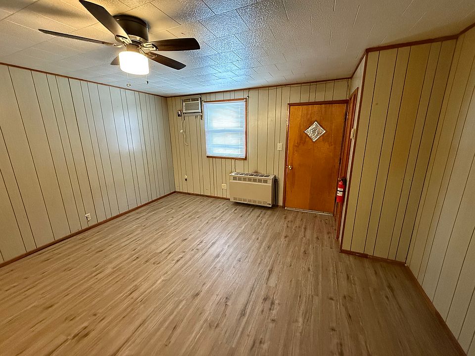2nd image of 319 E Sheen Ave APT 2