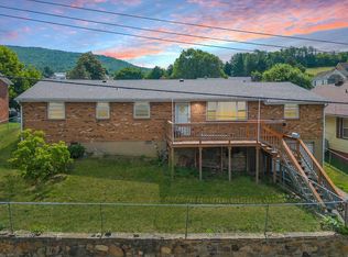 715 N Alleghany Ave, Covington, VA 24426