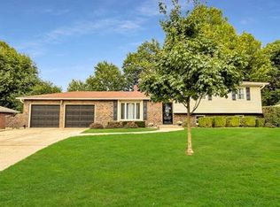 1903 Pine St, Higginsville, MO 64037