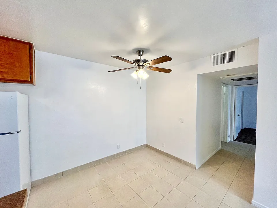 3917 Spring Dr #5
