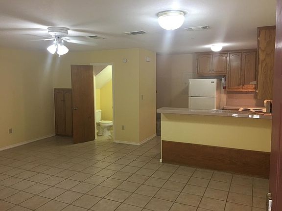 4th image of 506 S Marina Dr