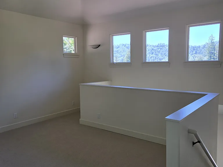 4 Meyer Pl — Photo 7