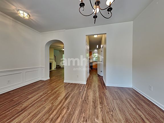 5th image of 3309 Glamorgan Ct
