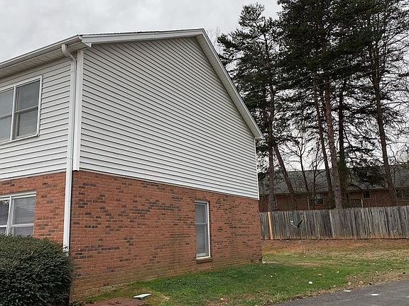 2nd image of 3472 Jondon Ln Unit H