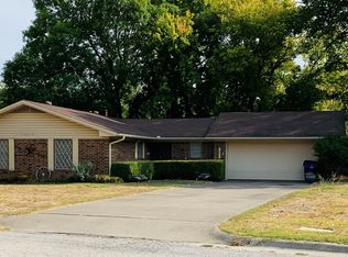 2002 Thompson St, Bridgeport, TX 76426