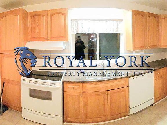 38 Longford Crescent, Scarborough, Ontario M1W 1P4 - Royal York Property Management