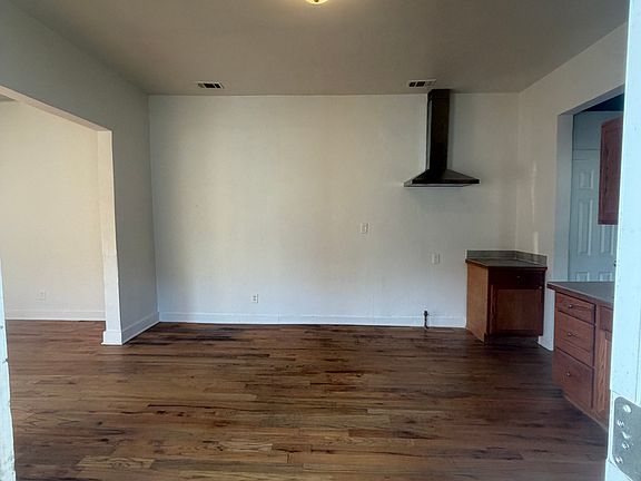 4th image of 2503 Lipscomb St #S