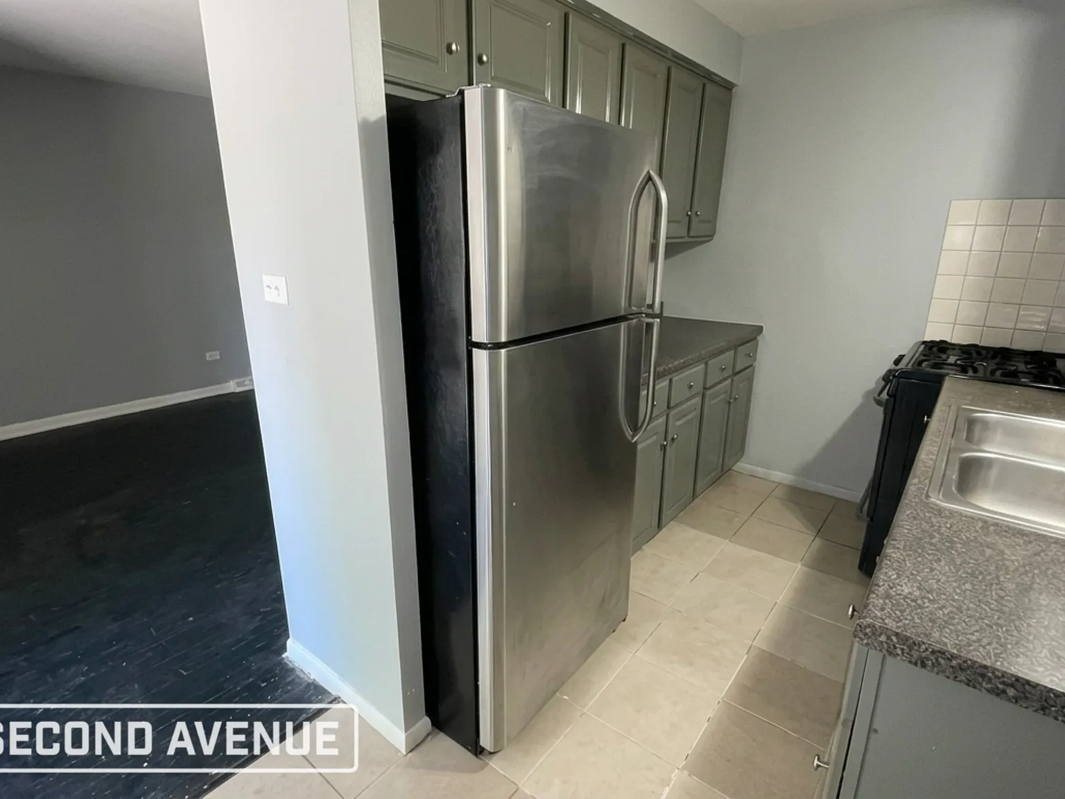 2 bed, 1.0 bath, 1000 sqft, $1,950 — Photo 4