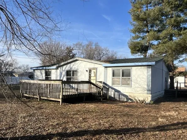 1706 Vernon St, Saint Joseph, MO 64504
