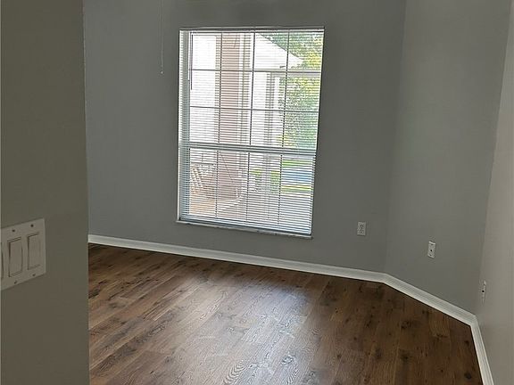 4th image of 6821 E Queensbury Ln