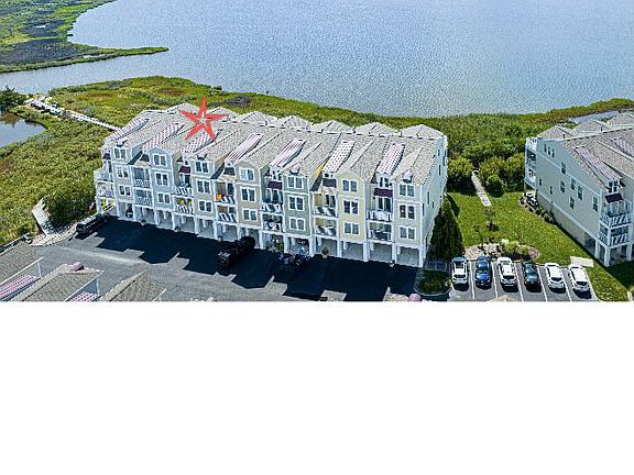 2nd image of 39342 Hatteras #23