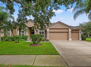 9215 Highland Ridge Way, Tampa, FL 33647